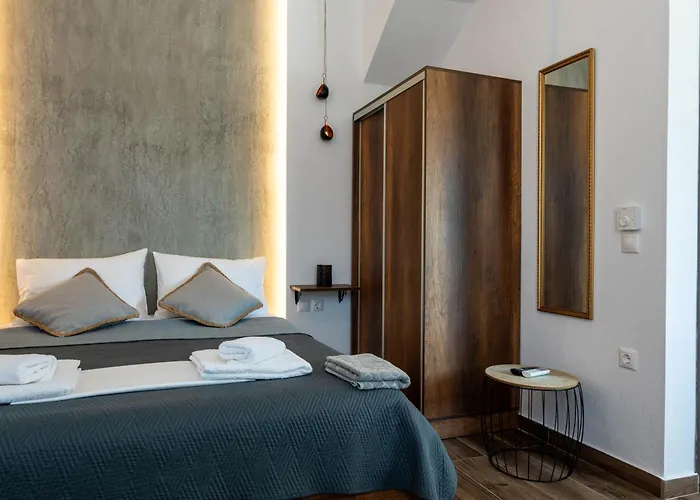 Aigli Luxury * Nea Roda