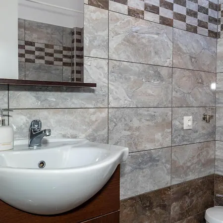 Aigli Luxury *