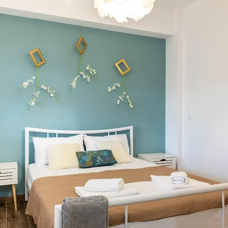 Aigli Luxury Apartman Néa Róda