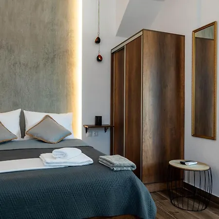 Aigli Luxury * Néa Róda
