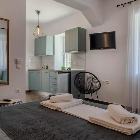 Lägenhet Aigli Luxury *