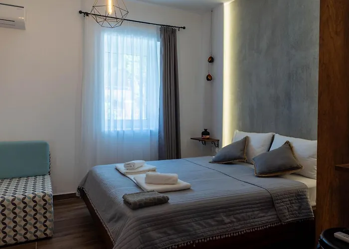 Aigli Luxury דירה *